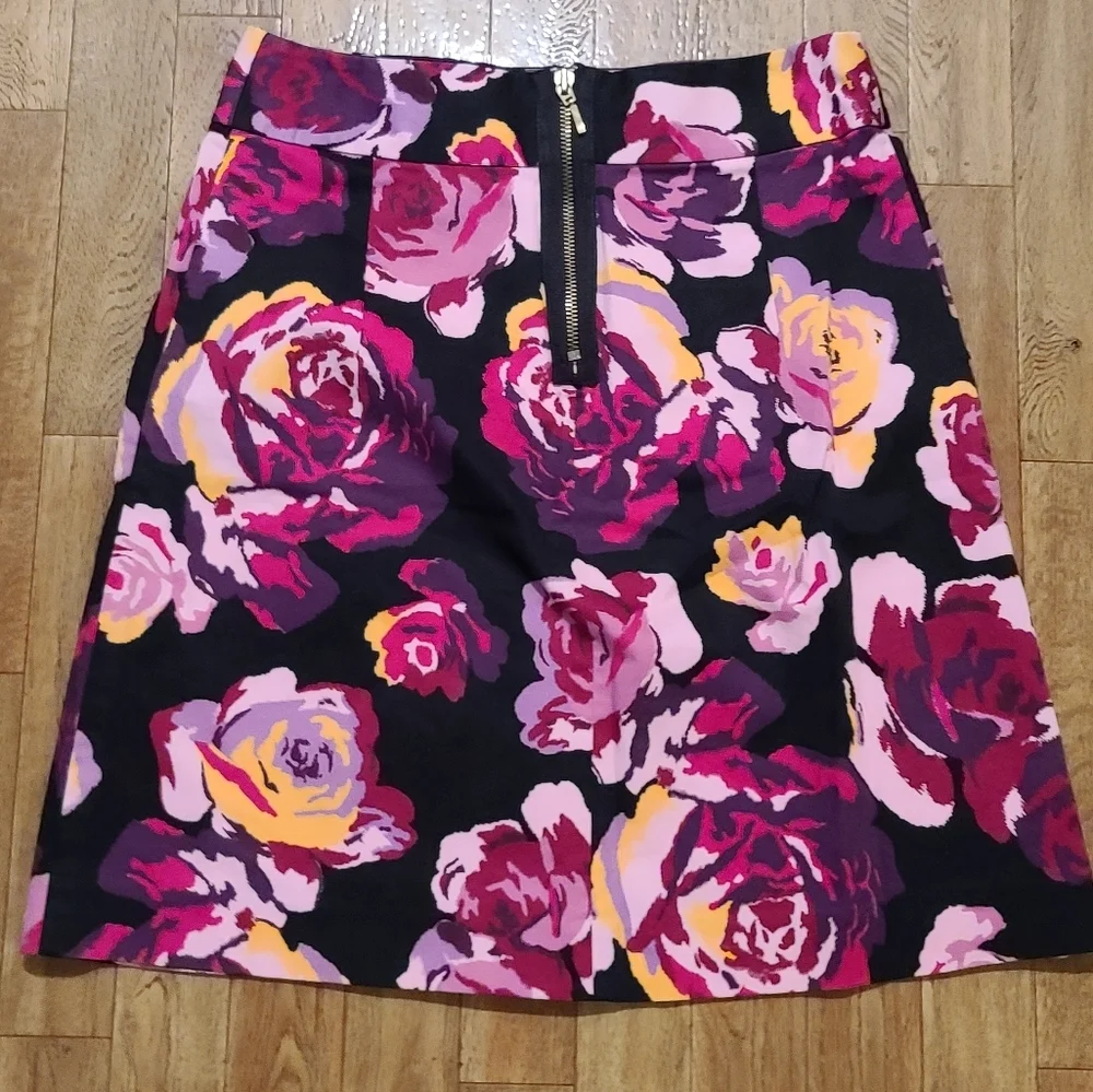 Express Design Studio skirt (B5) - Picture 2 of 5